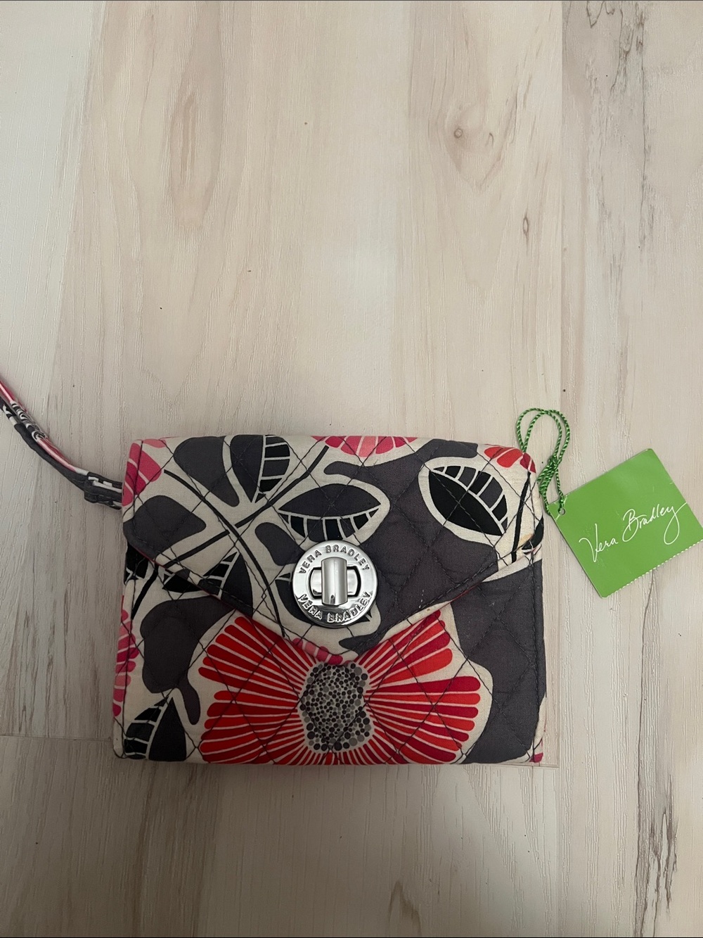 NWT Vera Bradley Red Floral Quilted Wristlet with Black & Cream Leaves